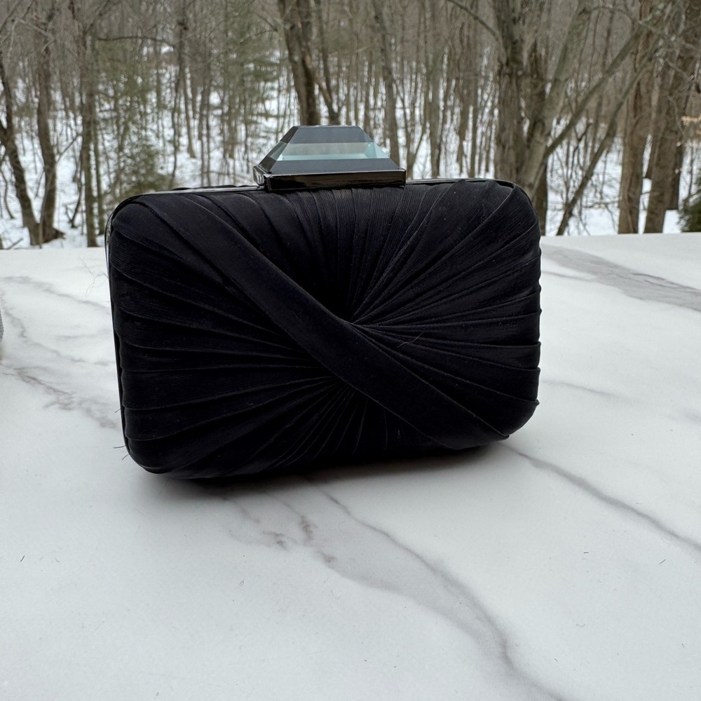 SONDRA ROBERTS Elegant Black Pleated Satin Clutch Evening Bag Chain